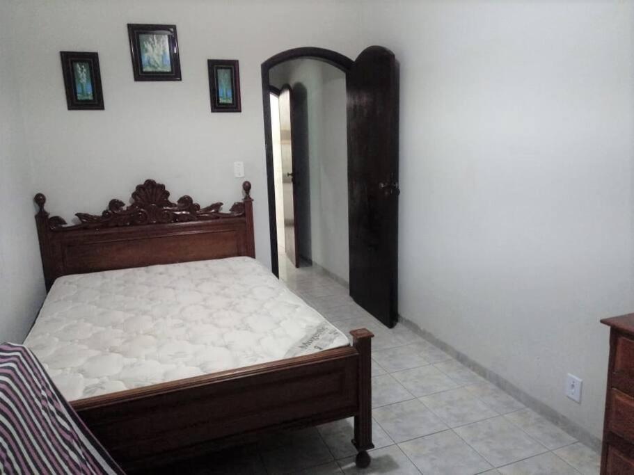 Casa Praia Grande Wi-Fi 4 Dorm 3 Carros Area Churrasq 700 Mts Da Praia Imirim Dış mekan fotoğraf